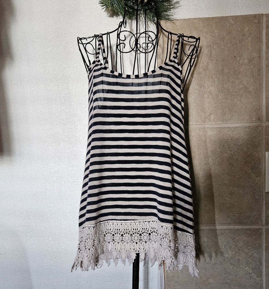 Jolt Striped High-Low Tank Top